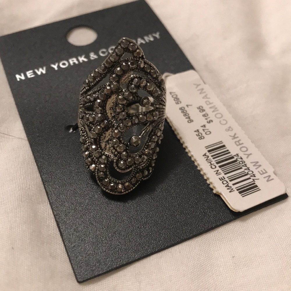 New York & Company Ring, size 7